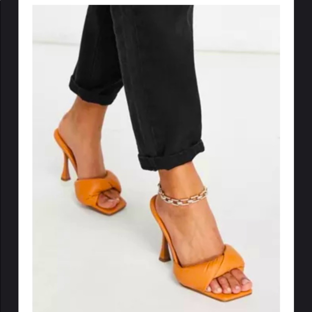 New, never worn ASOS design nude shoes